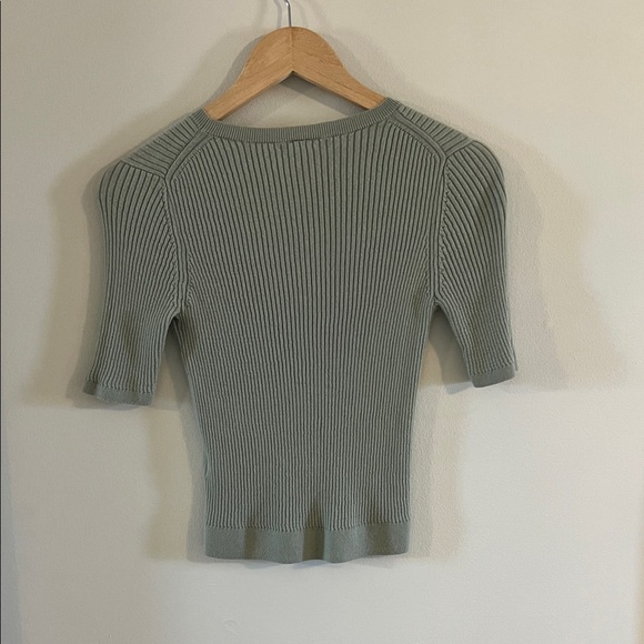 Uniqlo Ribbed Short Sleeve Top - Soft Green - Picture 4 of 4